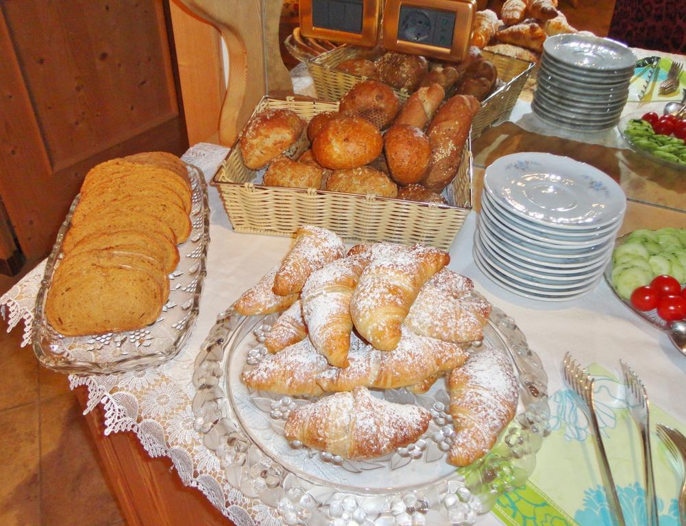Bed and Breakfast Garni Crepaz Сельва-ді-Валь-Гардена Екстер'єр фото