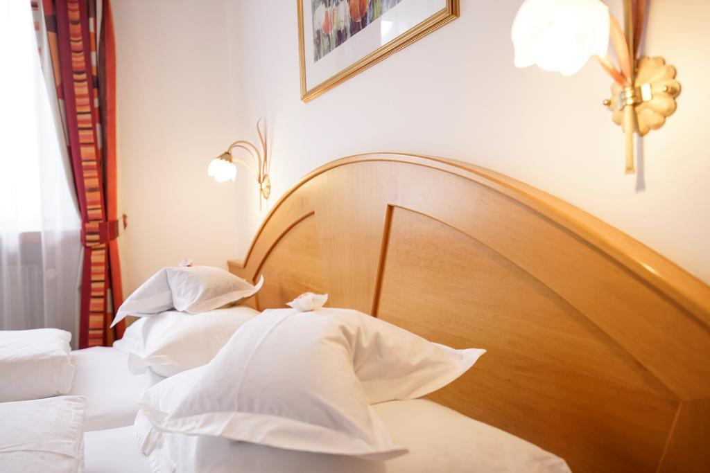 Bed and Breakfast Garni Crepaz Сельва-ді-Валь-Гардена Екстер'єр фото